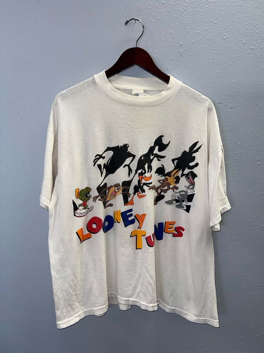 Vintage 90s Looney Tunes Shadows Character T-Shirt XL White T-Time USA 0408